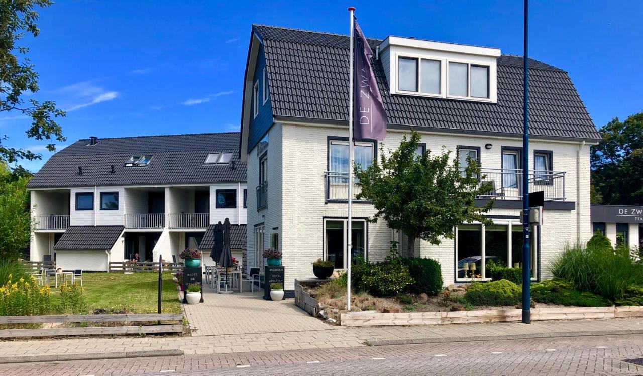Boutique Hotel De Zwaluw De Koog  Bagian luar foto