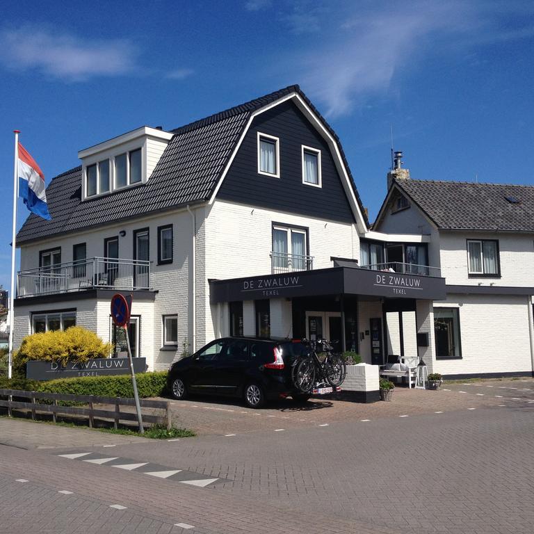 Boutique Hotel De Zwaluw De Koog  Ruang foto
