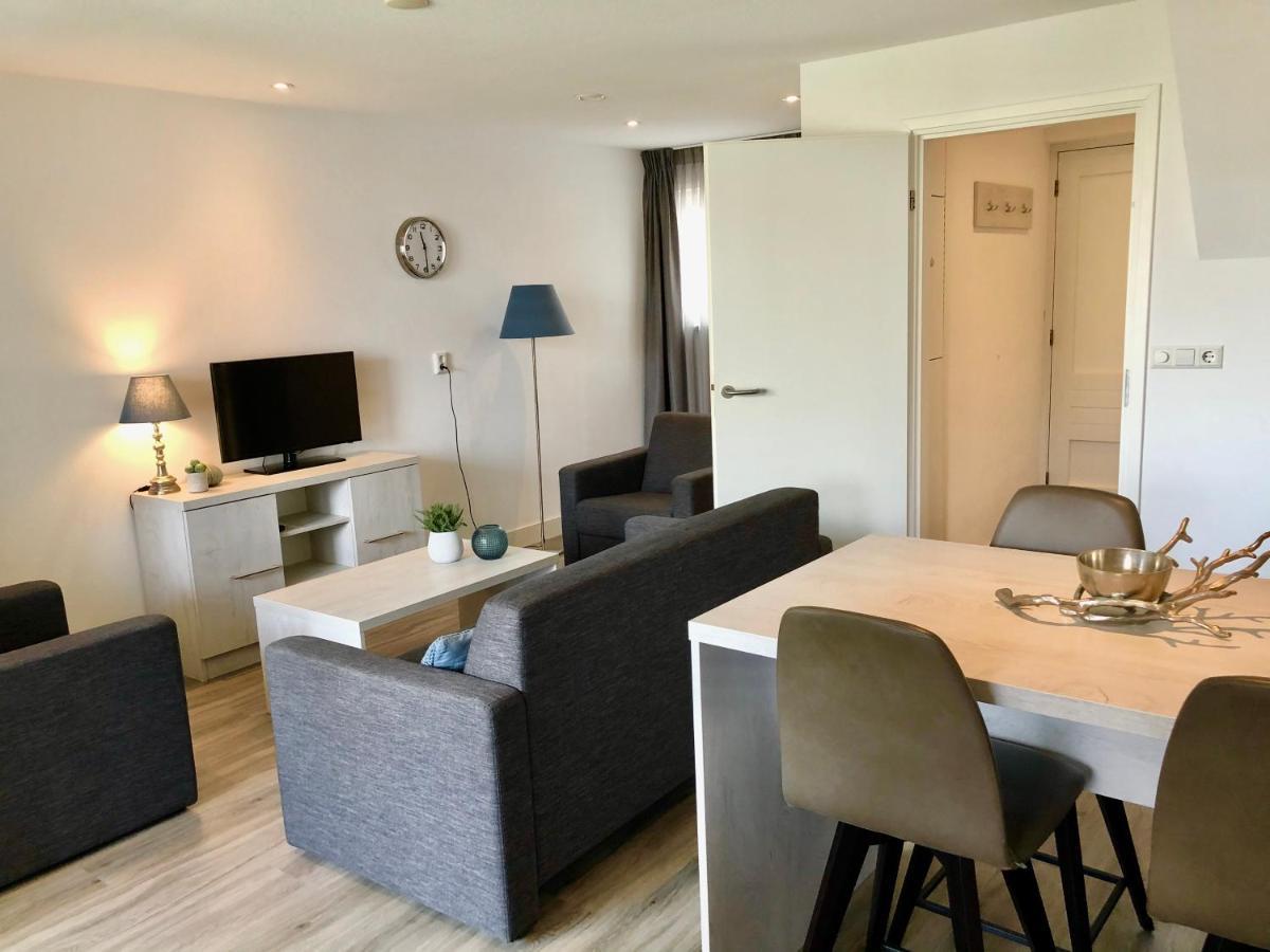 Boutique Hotel De Zwaluw De Koog  Bagian luar foto