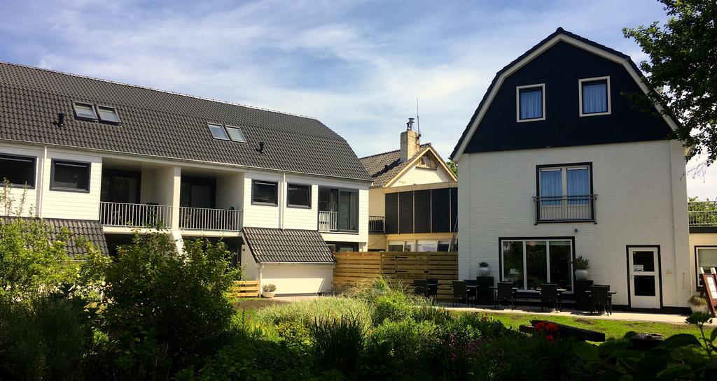 Boutique Hotel De Zwaluw De Koog  Bagian luar foto
