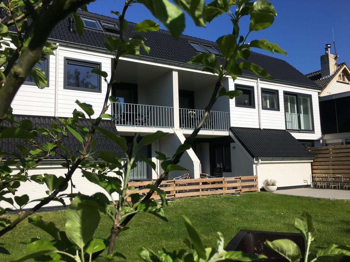 Boutique Hotel De Zwaluw De Koog  Bagian luar foto