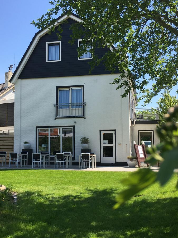 Boutique Hotel De Zwaluw De Koog  Bagian luar foto